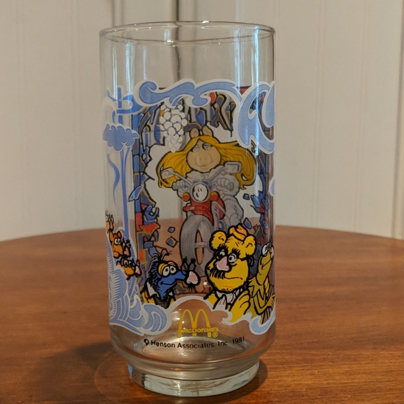 Miss Piggy collectable glass - Picture 2 of 3